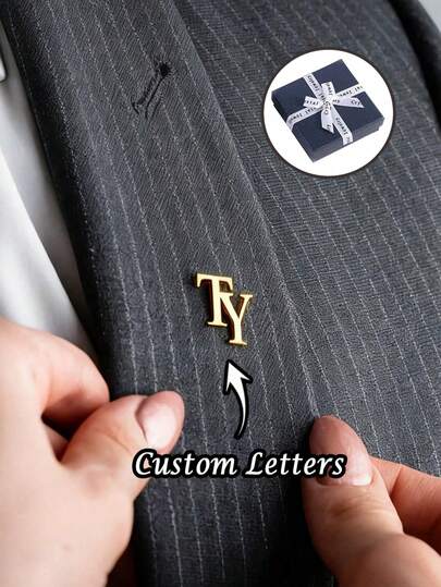 1pc Customizable Dual-Letter Brooch, Stainless Steel Letter Brooch, Customizable Accessory, Elegant Bohemian Style Lapel Pin, Personalized Couple Brooch, Men's Custom Accessory, Gift For Boyfriend, Name Tag, Customized Product, Suitable For Daily Wear And Gift Occasions, Valentine's Day Accessory, Valentine's Gift, Wedding Brooch, Groomsman/Bridesmaid Gift, Customized Wedding Jewelry