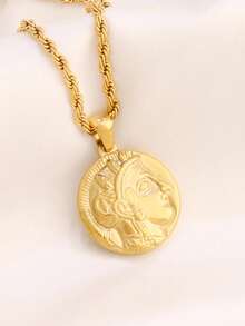 1pc Stainless Steel Carved Queen Pendant Necklace For Women Fashion 18K Gold Plated Charms Chain Necklaces Waterproof Jewelry - Necklace - View 5