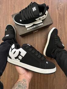 Premium  Court Graffik Sk8 Men's And Women's Street Skate Shoes - Đen và trắng - Xem 3