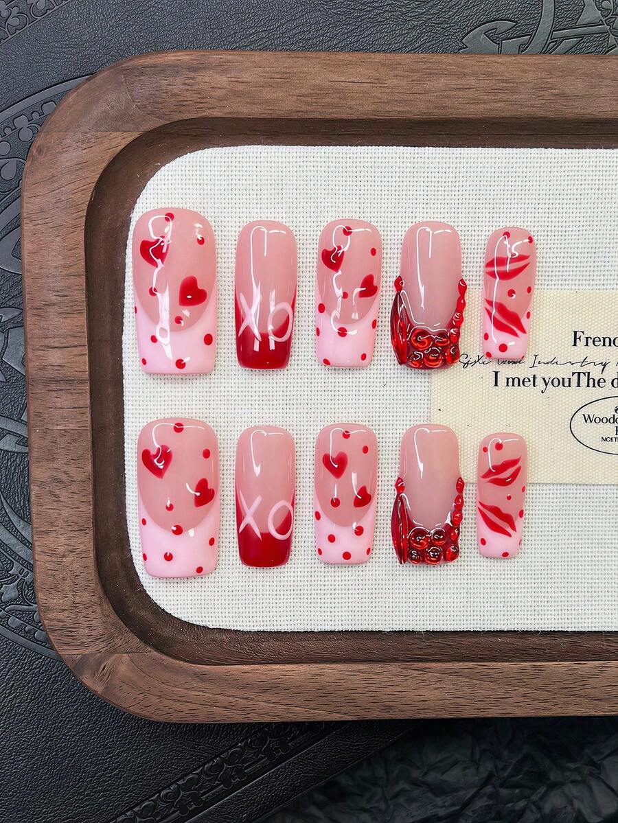 10片装Y2K风格管道形美甲贴片套装 - 手工制作，粉色美甲，红色美甲，粉红法式美甲，手绘红色波点、红色之吻和红色爱心图案设计，闪亮红色水钻装饰手工美甲贴片