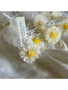 5支雏菊造型香氛蜡烛套装 - 婚礼回礼篮、新娘送礼会装饰、大豆蜡家居香氛、简约花卉桌面装饰 - 菊花 - 查看 3