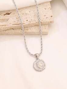 1pc Stainless Steel Carved Queen Pendant Necklace For Women Fashion 18K Gold Plated Charms Chain Necklaces Waterproof Jewelry - Necklace - View 6