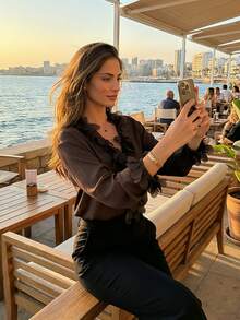 2026春夏新款优雅花卉V领法式开衫衬衫，宽松飘逸长袖女式衬衫 - 咖啡棕 - 查看 7