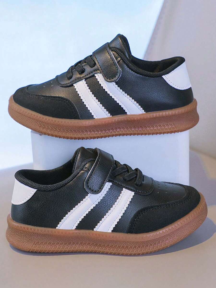 1 Pair Unisex New Breathable Low-Top Sneakers, Soft Sole Non-Slip Casual Trainers, Fashion Versatile Student Running Shoes, Suitable For Spring, Summer, Autumn, Winter - Black - View 1