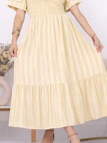 Women's Midi-Length Dress,  Style, Puff Sleeves, Princess Style, Elasticated Smocking, Floral Print. - 黃條紋 - 查看 2