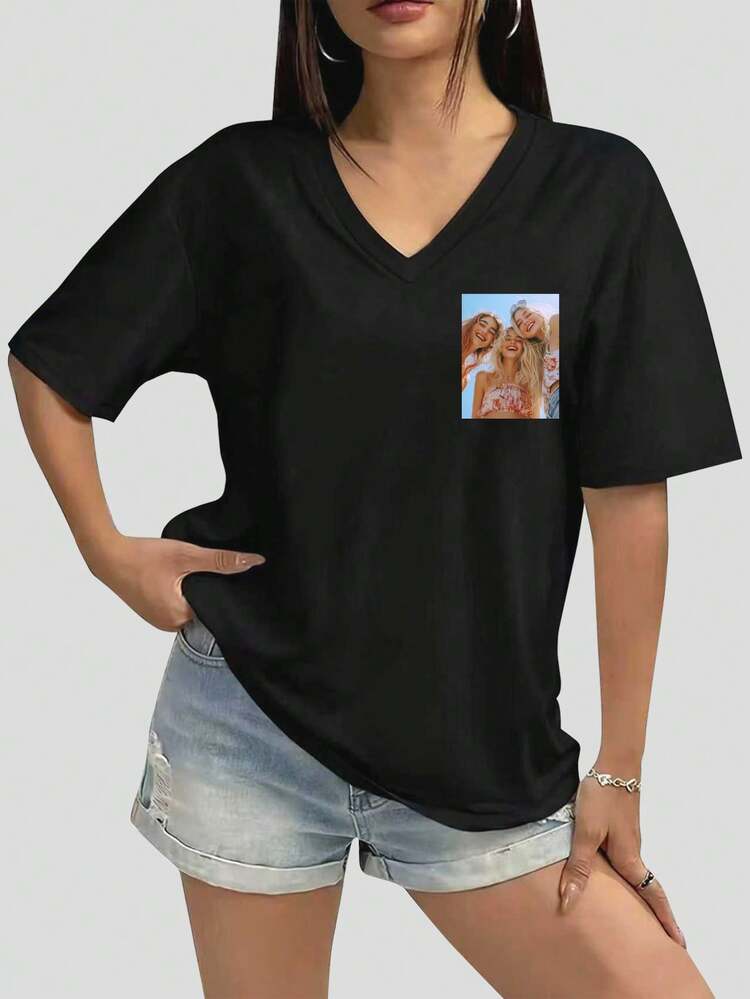 Áo thun nữ cổ chữ V dáng rộng in logo theo yêu cầu, quà tặng cho bạn gái/vợ - In logo/ảnh/quảng cáo/đồng phục công sở/đồng phục đội nhóm/trang phục khiêu vũ - Tự thiết kế áo thun in hình cá nhân hóa, ảnh em bé/cặp đôi/gia đình/thú cưng, quà kỷ niệm, quà Ngày Valentine, quà Giáng sinh, quà Lễ Tạ ơn, quà Năm mới, logo thương hiệu | Quà tặng doanh nghiệp | Quà cưới | Trang phục dự tiệc | Quà sinh nhật | Trang phục Halloween | Trang phục Giáng sinh - màu đen - Xem 3