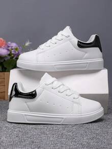 1 Pair Children's Fashionable Casual Sneakers, Suitable For Teenagers Skateboarding - White - View 2