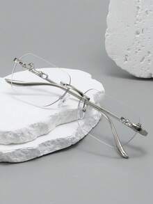 1 Pair Men's Silver Asymmetric Rimless Metal Fox Elegant Stylish Flat Glasses, New Arrival For Spring - Silver - View 2