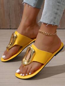 1 Pair Geometric Pattern Solid Color Elegant Punk Neutral Fashion Avant-Garde Resort Basic Casual Outdoor Party PU Leather Geometric Hollow Out Pure Metal Flat Flip Flops Beach Party Office Home Outdoor Summer Flat Thong Sandals - Yellow - View 9
