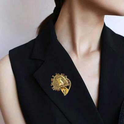 1pc Vintage Golden Lion Brooch, Unisex Lapel Pin, Suit Accessory