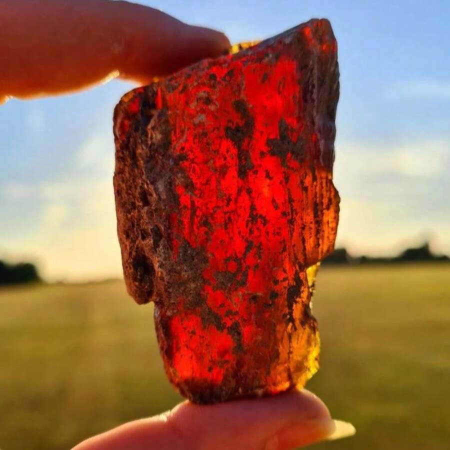 [1pc Natural Amber Stone] Natural Amber Stone - 1pc Elegant Jewelry Making, Science Education Display, Collector's Gift - Decorative Crystal-Like For St. Patrick's Day, Easter, Mardi Gras - Orange - View 1