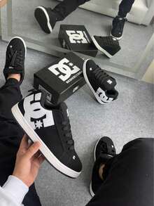 Premium  Court Graffik Sk8 Men's And Women's Street Skate Shoes - Đen và trắng - Xem 7