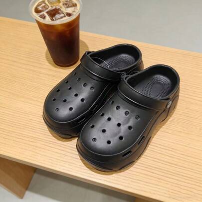 Sandalias con tacón alto de 8 cm perforadas, sandalias con suela gruesa negra y diseño calado para mujer, nuevas sandalias antideslizantes para usar en la playa en verano