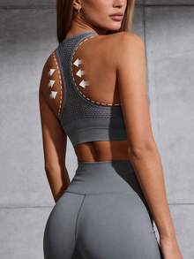 Runway Rest 1pc Zippered Seamless Sports Bra With Removable Pads - Grey - View 2