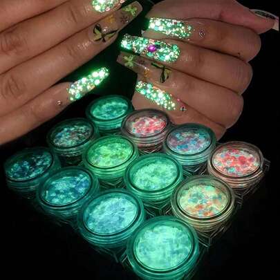 Meoky 6/12片装DIY美甲夜光亮片，颜色多样，包括粉色、绿色、黄色、蓝色、红色，流行闪亮亮片混合套装，适合生日派对、节日等场合。