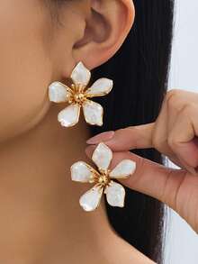 1 Pair Enamel Geometric Floral Stud Earrings - Enamel Flower-shaped Earrings - View 9