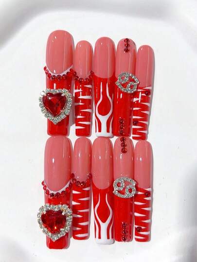 10片Y2K风格超长棺材形红色十二生肖图案手工假指甲贴纸，饰有大红心、钻石和火焰图案；适合派对、日常佩戴、婚礼等场合；是送给女性和女孩的绝佳礼物；包含1张胶贴和1个迷你指甲锉