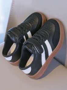 1 Pair Unisex New Breathable Low-Top Sneakers, Soft Sole Non-Slip Casual Trainers, Fashion Versatile Student Running Shoes, Suitable For Spring, Summer, Autumn, Winter - Black - View 3