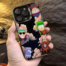 Personajes de South Park en un cielo nocturno nublado. Esta elegante funda es compatible con Samsung, Apple, VIVO, OPPO, , Transsion, ,  y Honor. Fabricada en silicona TPU, ofrece protección contra golpes y caídas, además de una sensación superior. Es un regalo ideal para familiares, amigos y seres queridos, y la opción perfecta para San Valentín y Año Nuevo. - Negro - Ver 4