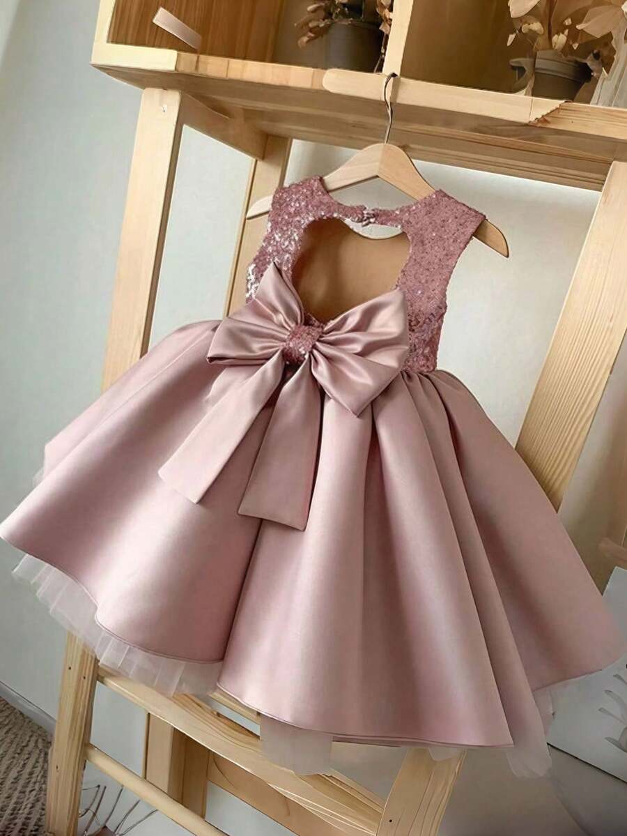 小女孩亮片蝴蝶结派对礼服公主裙，适合女孩生日派对、化装舞会、花童、婚礼、节日庆典、学校舞台表演、毕业典礼、感恩节、情人节等场合穿着。 - 粉色 - 查看 1