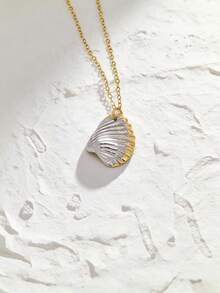 1pc 18K Gold Plated Stainless Steel Women's Shell Edged Pendant Necklace, Thick Gold Tone Charm, Bohemian Beach Vacation Outfit, Elegant Gift, Back To School Season, Women Jewelry, Ins Style - Shell - View 1