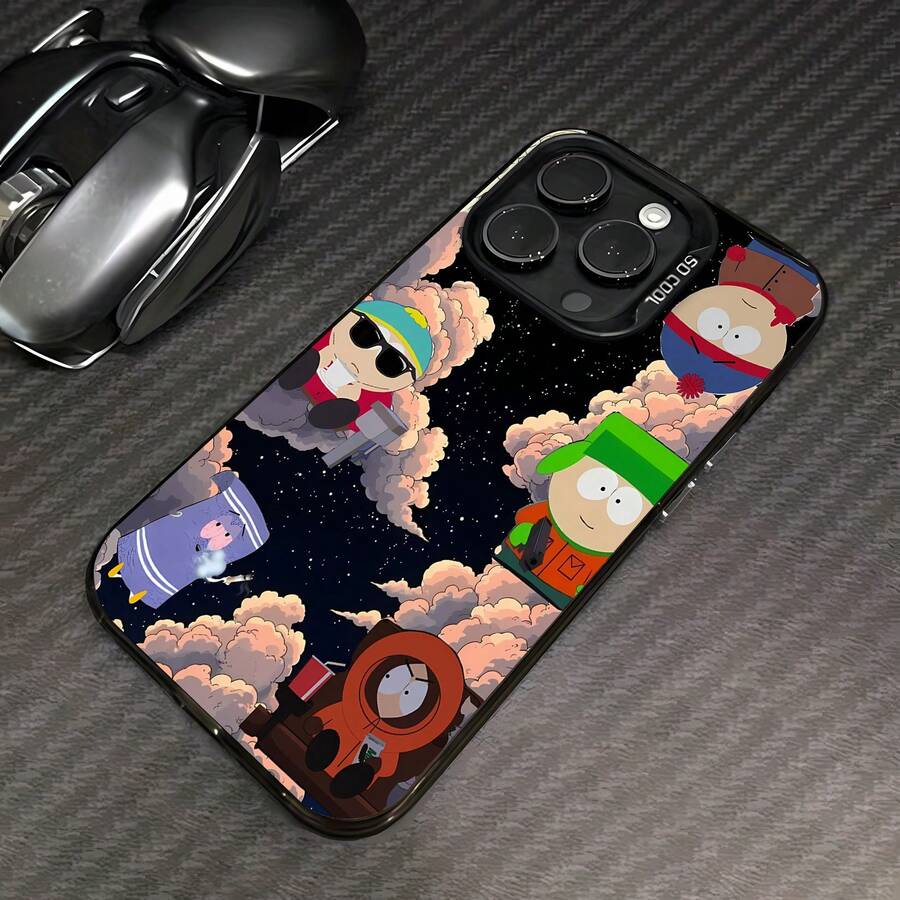 Personajes de South Park en un cielo nocturno nublado. Esta elegante funda es compatible con Samsung, Apple, VIVO, OPPO, , Transsion, , y Honor. Fabricada en silicona TPU, ofrece protección contra golpes y caídas, además de una sensación superior. Es un regalo ideal para familiares, amigos y seres queridos, y la opción perfecta para San Valentín y Año Nuevo. - Negro - Ver 1