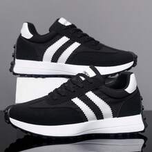 Men's Sports Training Shoes With Stripe Design, Excellent Traction. Available In Black, White And Green. Suitable For All Seasons, Especially For Hiking And Running Activities. Note: This Model Has A Relatively Spacious Toe Box, So The Size May Run Large. - KN02 Black - View 3