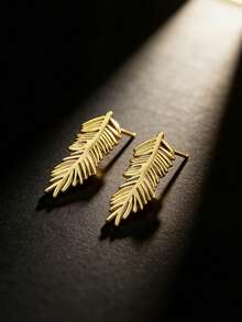 French Retro Gold Foil Earrings, Light Luxury Style Stainless Steel Earrings And Gold Jewelry, Exquisite And Versatile Earrings, Stainless Steel Rust-Proof Jewelry, Suitable For Daily Gatherings, Weddings And Events - Multicolor - View 2