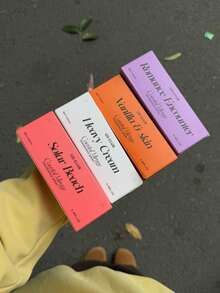 1瓶100毫升香草椰子香氛喷雾，是庆祝活动、旅行和约会的必备佳品。这款空气清新剂采用天然萃取物制成，不含酒精，却能持久留香。小巧的瓶身设计方便携带，让您随时随地沉浸在迷人的香气中。 - 海岸迷境 - 查看 10