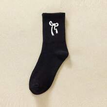 7 Paar Damen atmungsaktive Schleifchen Crew Socken, mit elegantem Schleifen Muster Stoff - weich & hautfreundlich, modische atmungsaktive Mittelhoch Sportssocken, geeignet für Outdoor-Leisure - Verschiedenfarbig - Übersicht 7