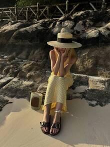 Vivid Style New Summer Fashion: Versatile Solid-Color Openwork Sleeveless Loose-Fit Casual Elegant Maxi Dress-Perfect For Parties, Gatherings, Dates, Vacations, And Birthdays - Yellow - View 2