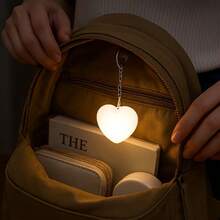 Women's Automatic Sensing Wallet Light, Heart-Shaped LED Light - USB Rechargeable Handbag Light, Automatic On/Off, Portable Night Light, Ideal Gift For Valentine's Day, Birthday, Daily And Special Occasions, Event Accessory, Heart-Shaped Design, Durable Plastic Shell, Equipped With Automatic Sensing And Touch Control Functions, Built-In Rechargeable Battery - White Light - View 4