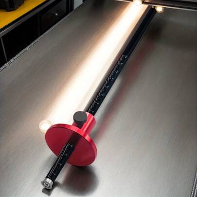 1 قطعة مقياس دقيق للنجارة - أداة قياس ورسم خطوط موازية بمقياس مزدوج بالبوصة/الملليمتر - مسطرة منقوشة من الألومنيوم للنجارة والخزانات وصناعة الأثاث وتخطيط منشار الطاولة