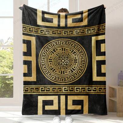 Siyah ve Altın Geometrik Desenli Flanel Battaniye - Yumuşak, Rahat, Çok Yönlü, Her Mevsim İçin Uygun - Yatak Takımı, Ev Dekorasyonu ve Hediye İçin Mükemmel | Zarif Ev Dekorasyonu | Dijital Baskılı Tasarım, Dekoratif Battaniye