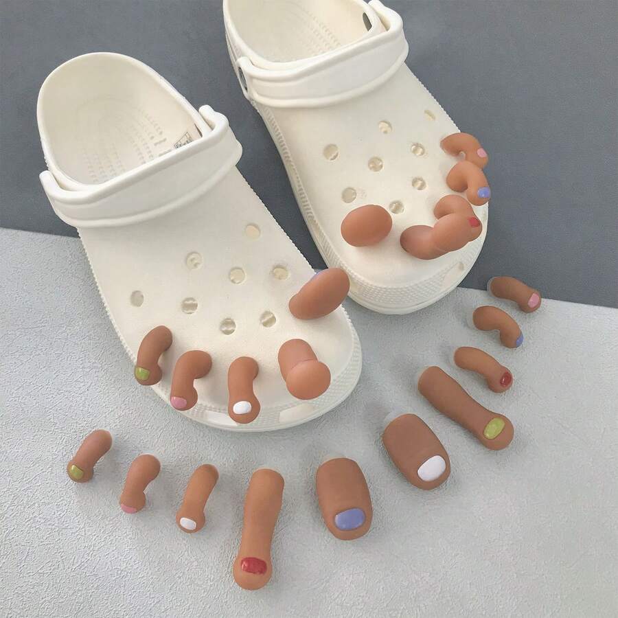 7pcs Creative Thumb Shaped Beach Sandal Charms, Funny Fake Toe Hole Shoe Accessories, Quirky DIY Detachable Slipper Decorations, Interesting Toe Shoe Ornament Set, Creative Clog, Bubble Slippers, Sandals Toe Decor, Easy To Install Party Gifts,Shoe Rack,Storage Saver,Outdoor,Garden,Travel Essential,Portable,Beach Essential,Graduation Season,Commencement,Graduation Ceremony,Graduation Gift,Graduation Present,Graduation Gift,Graduation Present,Congrats Grad,Congratulations Graduate,Valedictorian,Finish School,Graduation Party