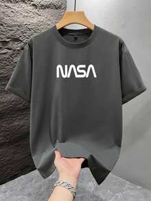 1 pieza Camiseta de manga corta holgada con estampado de moda para hombre | Diseño exquisito | Esencial de verano | Fácil de combinar, mostrando tu estilo - Gris Oscuro - Ver 2