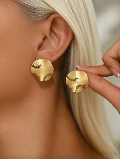 1 Pair Asymmetric Wavy Metal Earrings, Suitable As Daily Wear Jewelry For Women