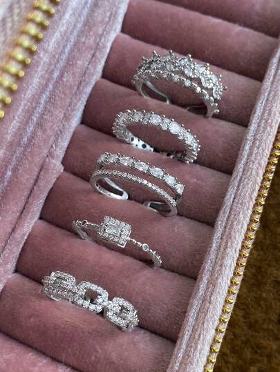 Set de 5 anillos de cobre con diseño geométrico elegante y minimalista, con circonita cúbica micro-incrustada, adecuado para uso diario, fiestas, bodas y como accesorio de moda de alta gama personalizado para mujeres