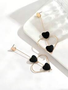 1对复古简约百搭创意长耳环，几何心形可旋转设计，搭配黑色心形吊坠，适合女性日常佩戴，也适合节日、派对和各种场合。 - 金黃色+黑色 - 查看 4