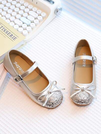 Chaussures en cuir à bout rond pour filles, nouvelles chaussures pour enfants pour le printemps/automne, chaussures de princesse à la mode, chaussures polyvalentes et décontractées pour les petites filles