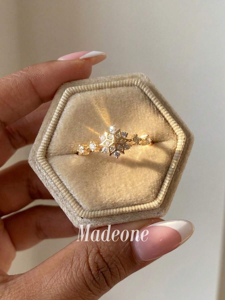 MADEONE 1枚优雅S925纯银锆石戒指，精致珠宝礼品，适合女孩、婚礼、晚宴、派对等场合。