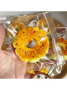 2个装弹性逼真烤菠萝片减压玩具 - 完美的生日礼物、赠品、收藏品、爱好品、送礼佳品 - 彩色 - 查看 4