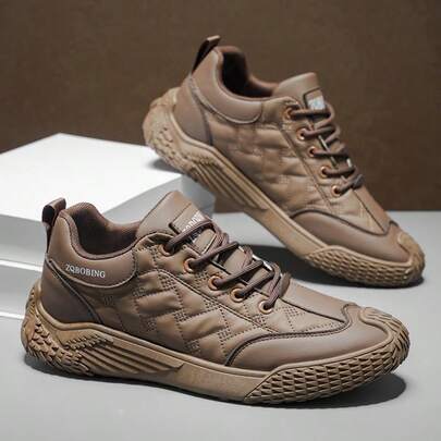 1双男士原创低帮时尚运动鞋，采用织物和PU鞋面，厚底，柔软透气的EVA鞋垫，橡胶外底，圆头设计，舒适休闲鞋，适合所有季节。