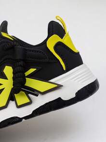 1双返校休闲时尚儿童运动鞋，采用PU皮革拼接鞋面，柔软舒适，轻便易穿脱，适合室内、室外、玩耍和运动场合。 - 黃色 - 查看 7