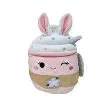5英寸Squishmallows复活节Ada小牛（带花朵肚皮）、Aimee黄色小鸡巧克力蛋、Caroleena 5英寸胡萝卜超柔软毛绒复活节娃娃、Rocky浣熊、Suey奶昔兔、Fritz青蛙，Kellytoy官方毛绒玩具，柔软多彩，适合所有年龄段儿童，可水洗，蓬松柔软。 - 彩色 - 查看 15