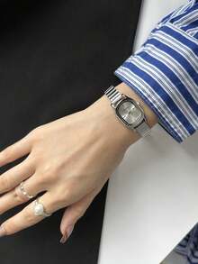 1pc Oval Retro Style Gold Bamboo Strap Quartz Women's Watch, Elegant & Refined, Suitable For Daily Wear, Birthday Gift, Party And Other Occasions - 銀色 - 查看 4