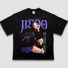 2026 Men's Casual Minimalist Graphic T-Shirt, 1 Piece Black! NK JISOO IN YOUR AREA Graphic Women's T-Shirt, Sizes 2-10 Years, S-XXXL, Children's Clothing Boys, Boys' Valentine's Day, Tween Boys' Clothing, Girls' Tops, Girls' Clothing, Children's Clothing Girls, Tween Girls' Clothing, Family Matching Outfits, Unisex Graphic T-Shirt For Back To School & St. Patrick's Day Gift For Boys And Girls, Game Day Family Couple Outfit, Perfect Gift For St. Patrick's Day And Women's Day, Mother's Day, Father's Day, For Men And Women - 黑色 - 查看 1