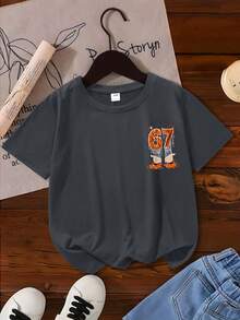 Áo thun ngắn tay cổ tròn in hình số "67" vẽ tay thời trang cho bé trai, mẫu mới mùa xuân/hè. - Màu xám đen - Xem 2