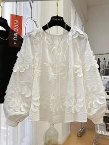 早春新款3D立体花卉装饰长袖衬衫，宽松休闲女式上衣 白色 - 白色 - 查看 1
