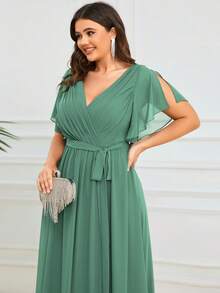 EVERPRETTY Plus Size Elegant V-Neck Pleated Ruffle Sleeve Green Bridesmaid Formal Dress, Suitable For Weddings, Parties, Birthdays, Spring/Summer Party - Green - View 5